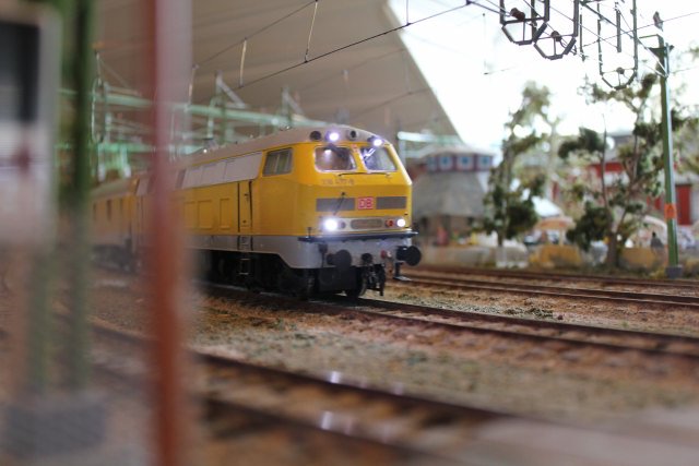 Der Fahrwegmessungszug der DB Hp4567_1