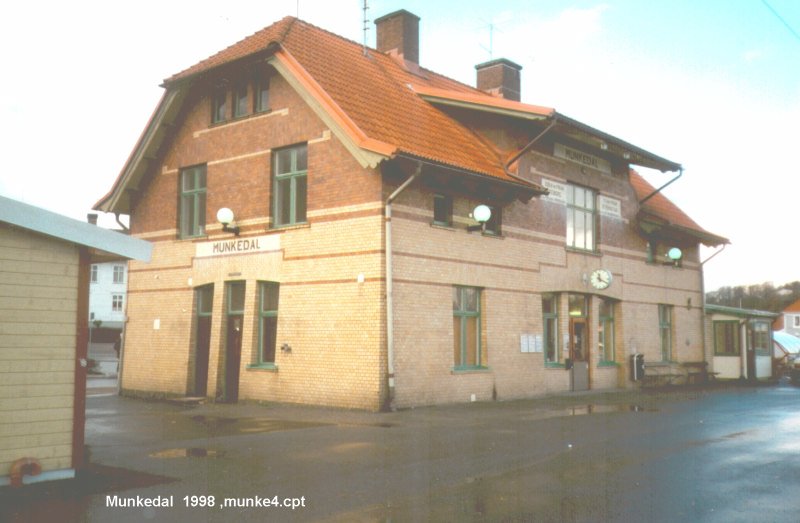 Der Bahnhof Munkedal  Munke4
